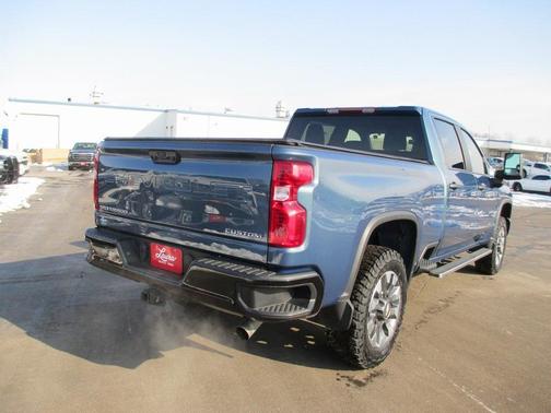 2024 Chevrolet Silverado 2500 Custom
