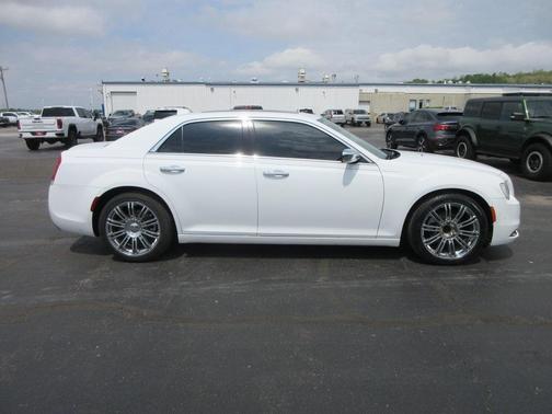2015 Chrysler 300C Base