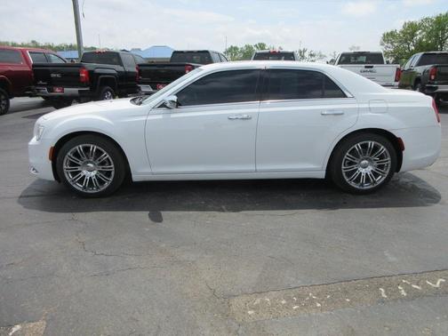 2015 Chrysler 300C Base