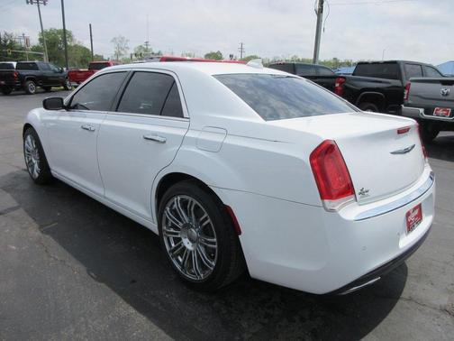 2015 Chrysler 300C Base