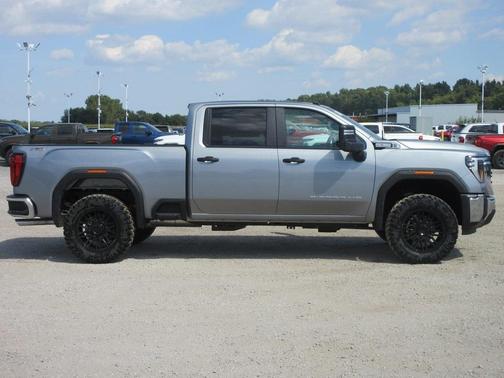 2025 GMC Sierra 2500 Pro