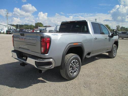2026 GMC Sierra 2500 SLE