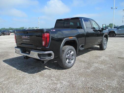 2025 GMC Sierra 2500 SLE