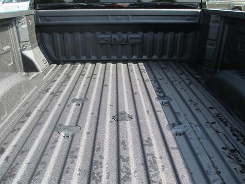 2025 GMC Sierra 2500 SLE