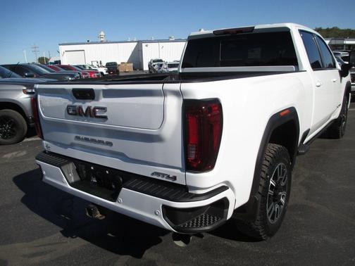 2022 GMC Sierra 2500 AT4