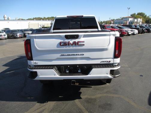2022 GMC Sierra 2500 AT4