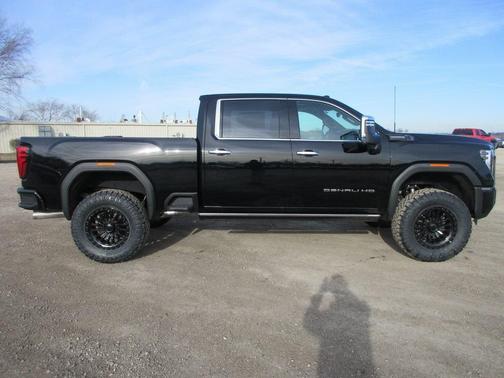 2026 GMC Sierra 2500 Denali Ultimate