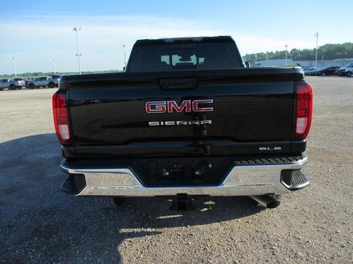 2025 GMC Sierra 2500 SLE
