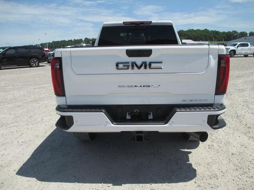 2025 GMC Sierra 3500 Denali Ultimate