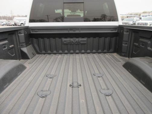 2025 GMC Sierra 2500 AT4