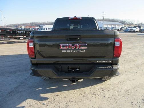 2025 GMC Canyon Denali