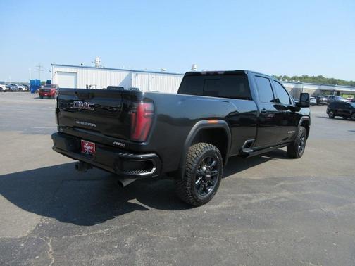 2024 GMC Sierra 3500 AT4