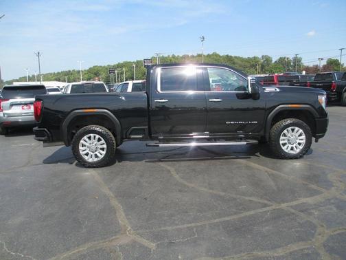 2022 GMC Sierra 2500 Denali