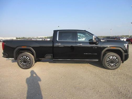 2026 GMC Sierra 3500 Denali Ultimate