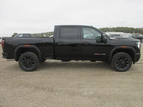 2026 GMC Sierra 2500 AT4
