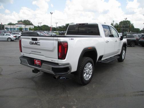 2022 GMC Sierra 2500 SLT