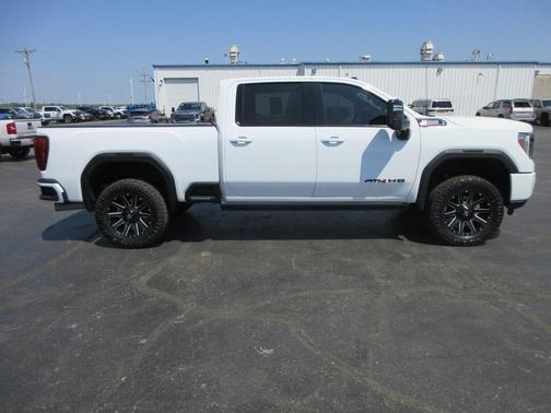 2023 GMC Sierra 2500 AT4