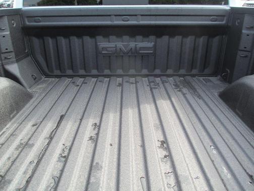 Glacier White 2026 GMC Sierra 1500 SLT