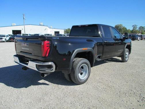 2026 GMC Sierra 3500 Pro