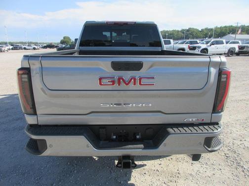 Sterling 2026 GMC Sierra 2500 AT4