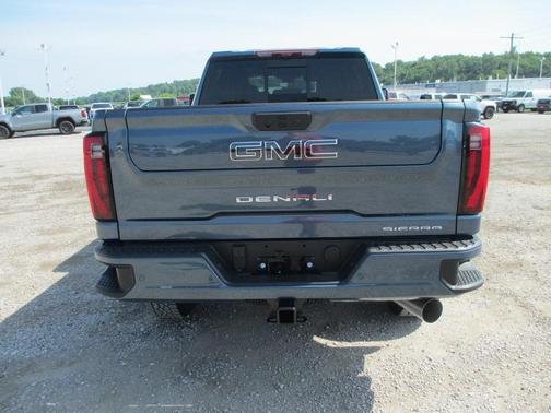 2025 GMC Sierra 2500 Denali Ultimate