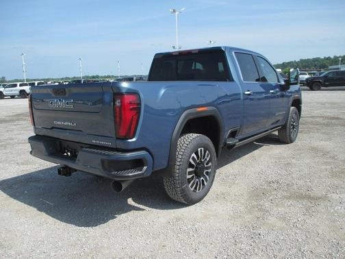 2025 GMC Sierra 2500 Denali Ultimate