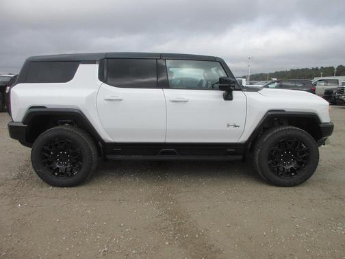 2026 GMC HUMMER EV SUV 2X