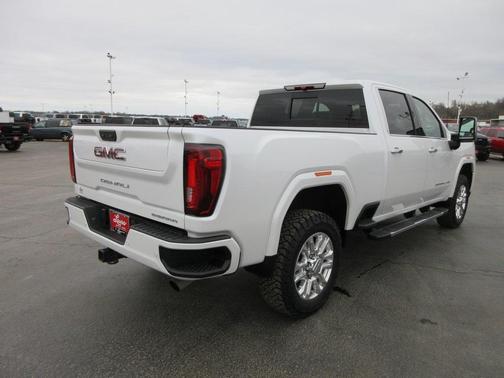 2023 GMC Sierra 2500 Denali
