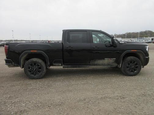 2025 GMC Sierra 2500 AT4