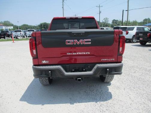 2025 GMC Sierra 1500 AT4X