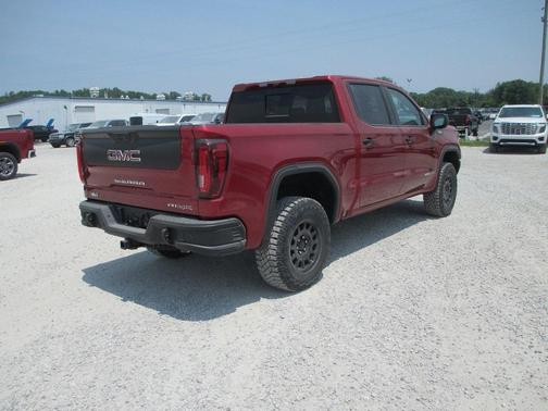 2025 GMC Sierra 1500 AT4X