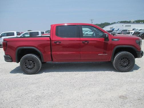 2025 GMC Sierra 1500 AT4X