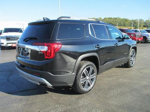 2022 GMC Acadia SLT