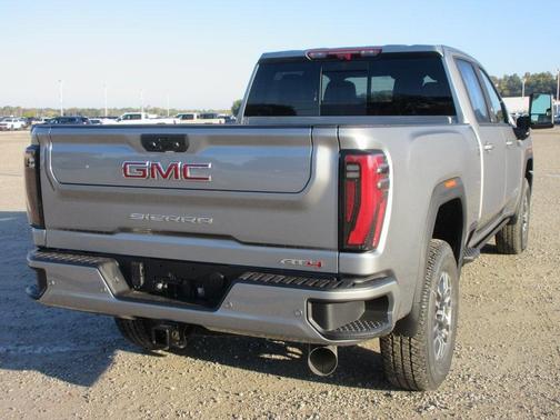 2026 GMC Sierra 2500 AT4