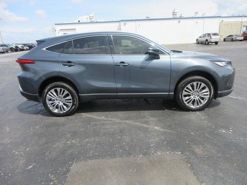 2021 Toyota Venza XLE