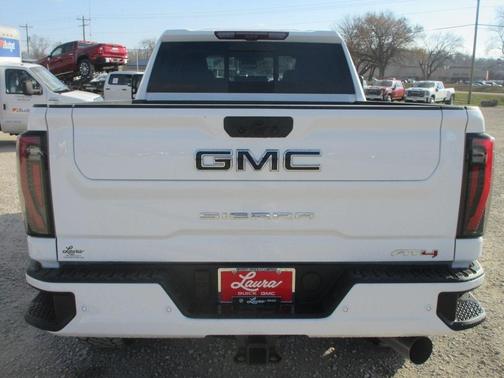 2026 GMC Sierra 2500 AT4