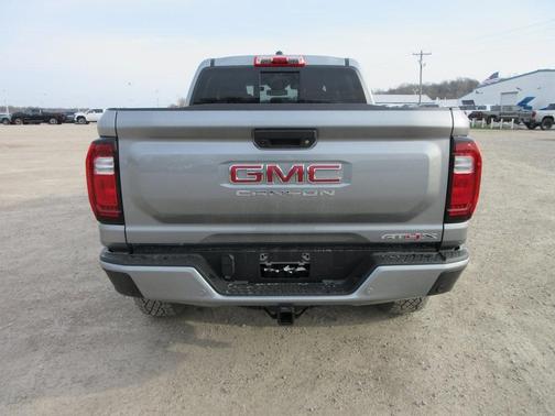 2025 GMC Canyon AT4