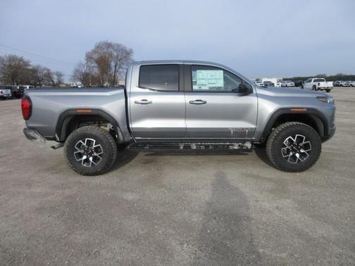 2025 GMC Canyon AT4
