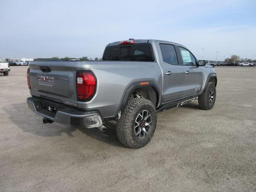 2025 GMC Canyon AT4
