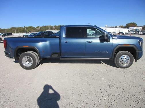 2026 GMC Sierra 3500 Denali