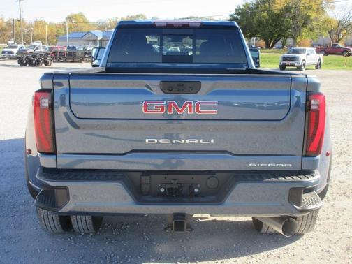 2026 GMC Sierra 3500 Denali