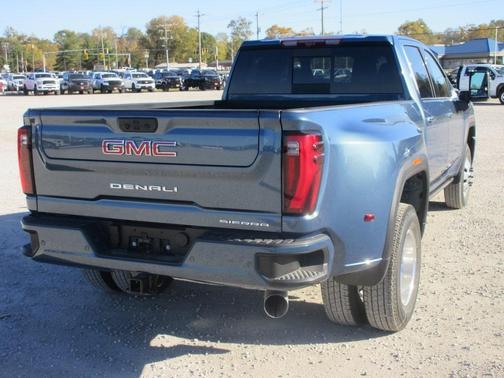 2026 GMC Sierra 3500 Denali