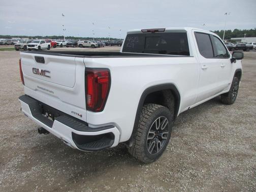 Summit White 2026 GMC Sierra 1500 AT4