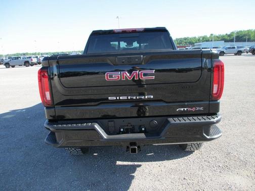 2025 GMC Sierra 1500 AT4X