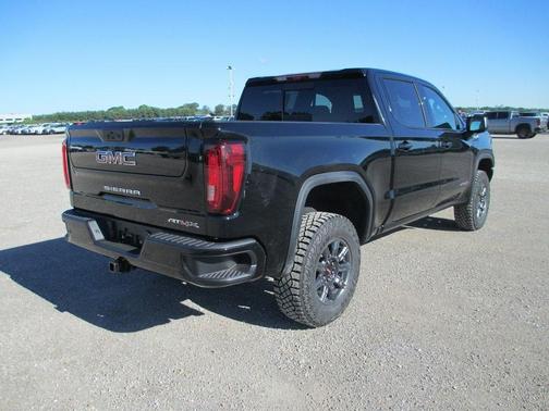 2025 GMC Sierra 1500 AT4X