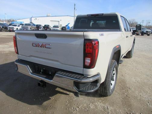 2026 GMC Sierra 2500 Pro