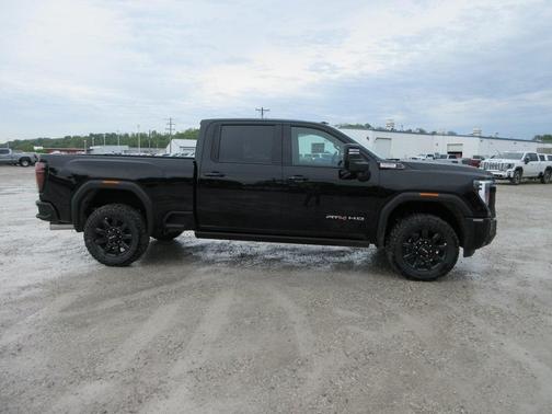 2025 GMC Sierra 2500 AT4