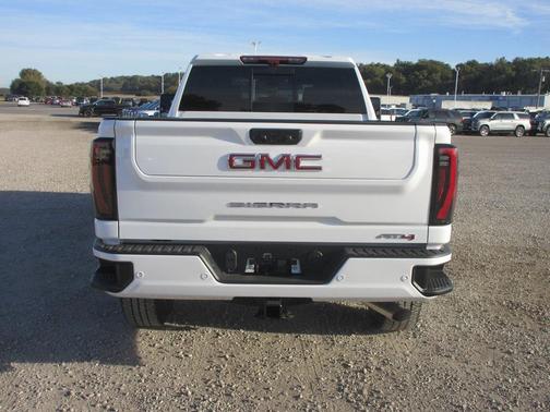 2026 GMC Sierra 2500 AT4