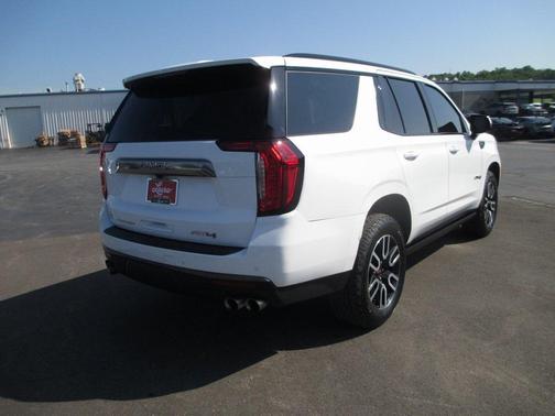 2022 GMC Yukon AT4