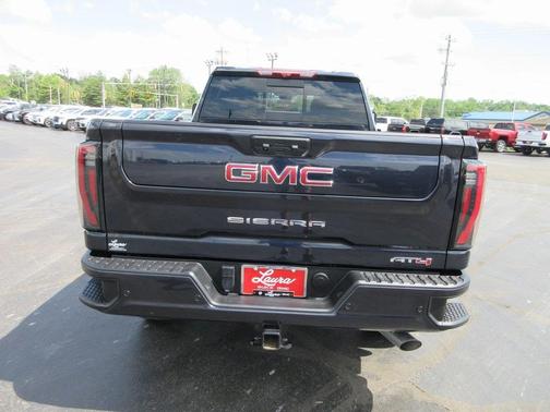 2025 GMC Sierra 2500 AT4